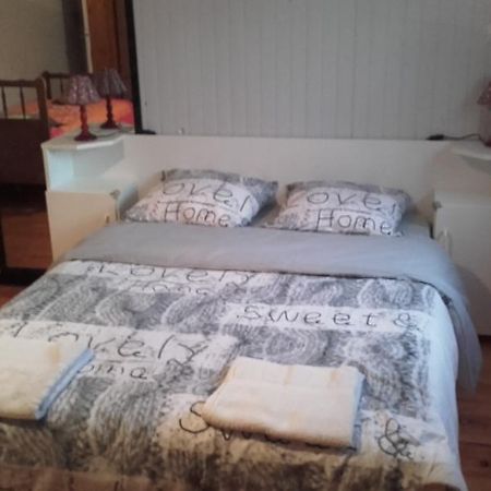 L'Escale Thoduroise Apartment Thodure Екстериор снимка