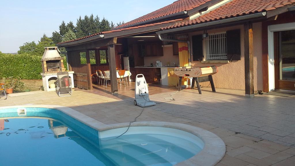 L'Escale Thoduroise Apartment Thodure Екстериор снимка